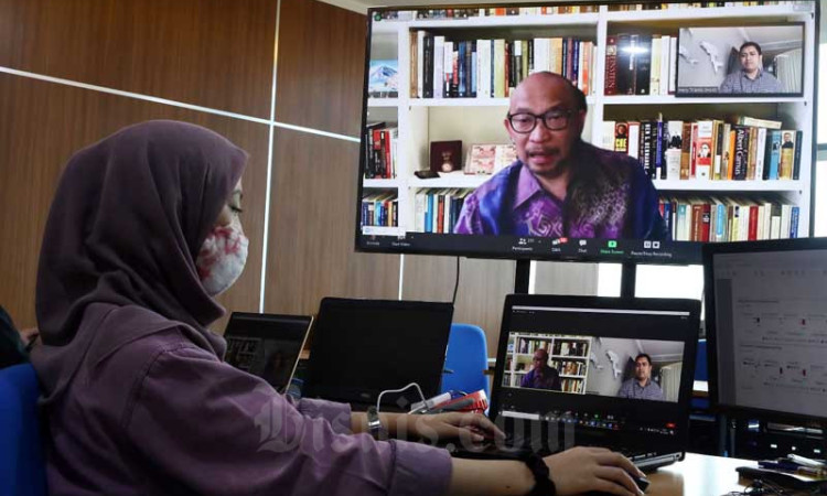 Bisnis Indonesia Gelar Webinar Bertajuk Economic Outlook 2021 : Menebak Arah Ekonomi 2021, Peluang dan Tantangan