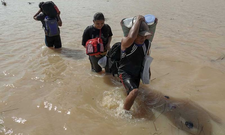 Cuaca Ekstrem Membuat Sejumlah Wilayah di Jawa Tengah Diterpa Banjir dan Tanah Longsor