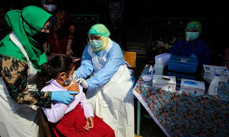 Program Imunisasi Kepada pelajar di Kota Tangerang Terus Berjalan di Tengah Pandemi