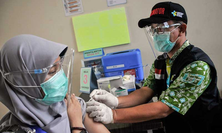 Simulasi Pemberian Vaksin Covid-19 Terus Dilakukan di Sejumlah Tempat