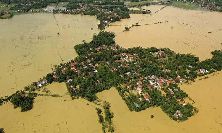 Banjir di Cilacap Jawa Tengah Terus Meluas