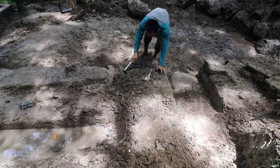 Arkeolog Melakukan Ekskavasi Pemandian Suci Peninggalan Kerjaan Majapahit