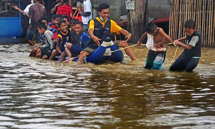Banjir Rendam Kawasan Cilegon Banten