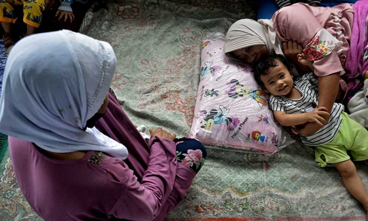 Sebanyak 55 KK Mengungsi Akibat Tanah Longsor di Garut Jawa Barat