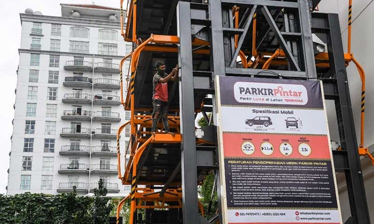 Pembangunan Sistem Parkir Bertingkat di Jakarta