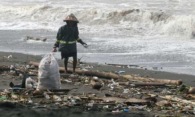 Pantai Trisik di Kulon Progo Yogyakarta Dipenuhi Sampah