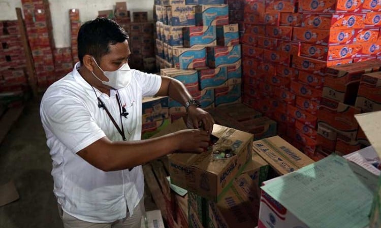 BPOM Segel Gudang Distribusi Pangan di Gorontalo