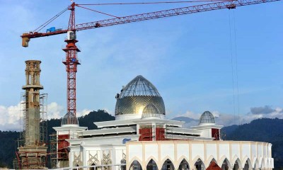 Pemkab Pesisir Selatan Bangun Masjid Terapin di Kawasan Wisata Pantai Carocok