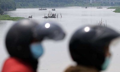 Penambangan Pasir Ilegal Kembali Marak di Sungai Brantas di Kediri 