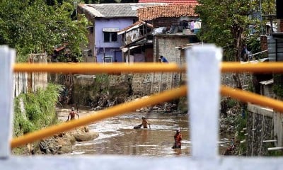 Pemkot Bandung Akan Lakukan Penertiban Bangunan di Bantaran Aliran Sungai