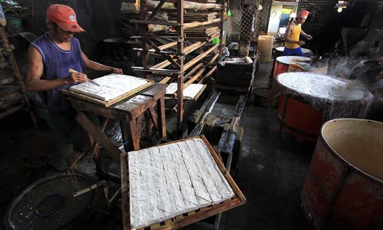 Produsen Tahu dan Tempe di Indramayu Berencana Mogok Produksi Akibat Harga Kedelai Yang Melonjak