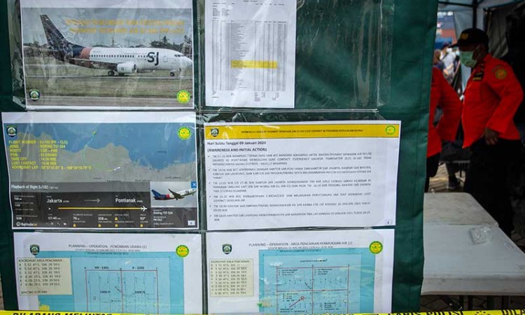 Suasana Posko Pencarian Pesawat Sriwijaya Air SJ182 di Tanjung Priok