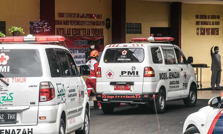 Jenazah Korban Kecelakaan Pesawat Sriwijaya Air SJ182 Tiba di RS Polri Kramat Jati