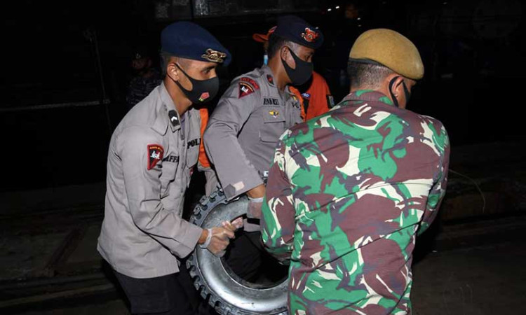 Pencarian Pesawat Sriwijaya AIr SJ182 Rute Jakarta-Pontianak Terus Dilakukan