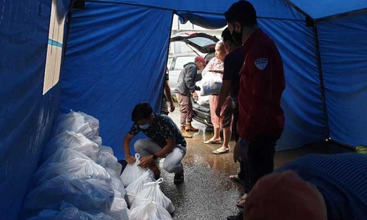 BNI Berikan Bantuan Kepada Korban Banjir Di Sejumlah Daerah