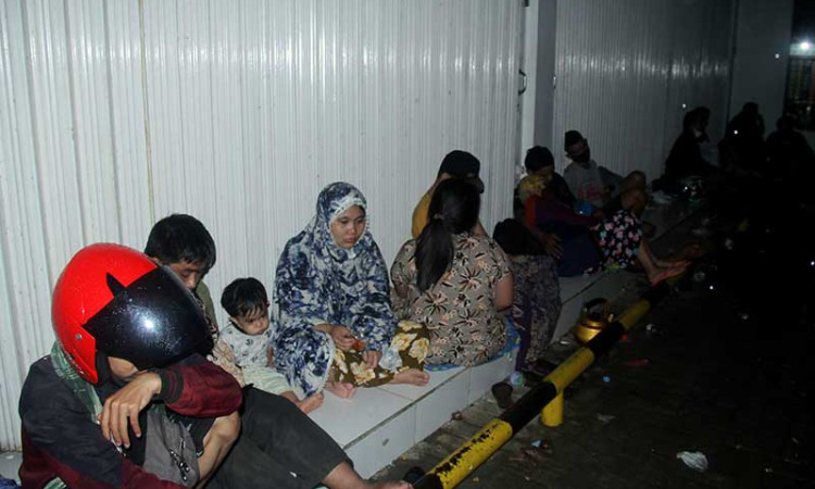 Korban Gempa di Mamuju Sulbar Mengungsi di Dataran Tinggi