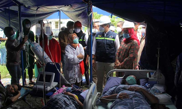 Menkes Budi Gunadi Sadikin Tinjau Penanganan Korban Gempa di Sulawesi Barat