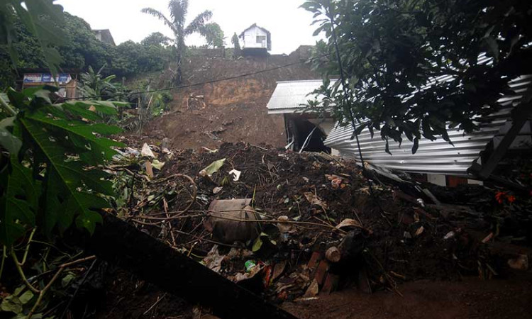 Delapan Kecamatan di Manado Diterjang Banjir dan Longsor