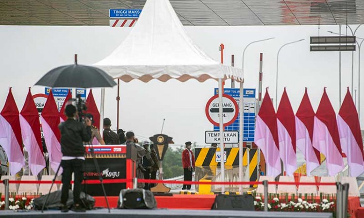 Presiden Joko Widodo Resmikan Tol Palembang-Kayu Agung 