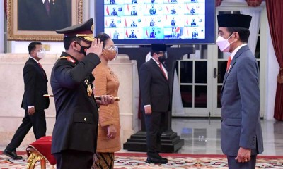 Jokowi Lantik Komjen Pol Listyo Sigid Prabowo Sebagai Kapolri