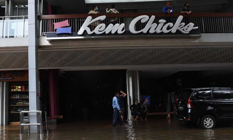 Pusat Perbelanjaan di Jakarta Terendam Banjir