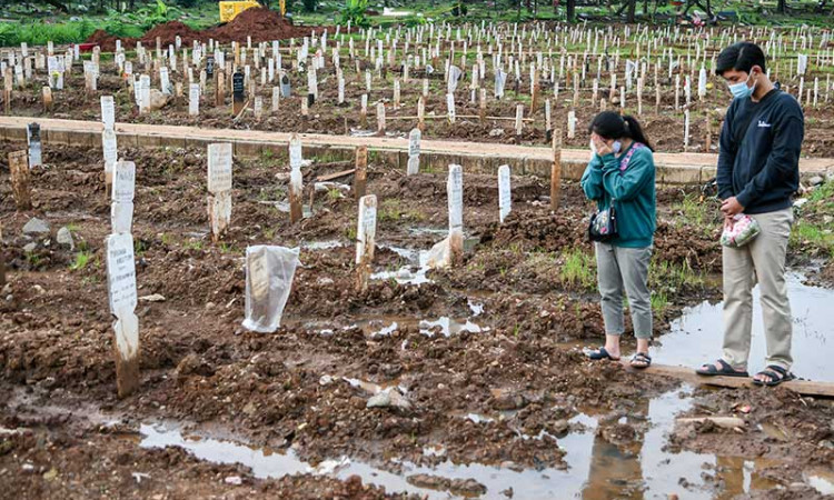 Pemakaman Khusus Covid-19 di TPU Bambu Apus Sudah Penuh