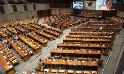 Puan Maharani Pimpin Paripurna Dengan Agenda Pembukaan Masa Persidangan IV Tahun Sidang 2020-2021. 
