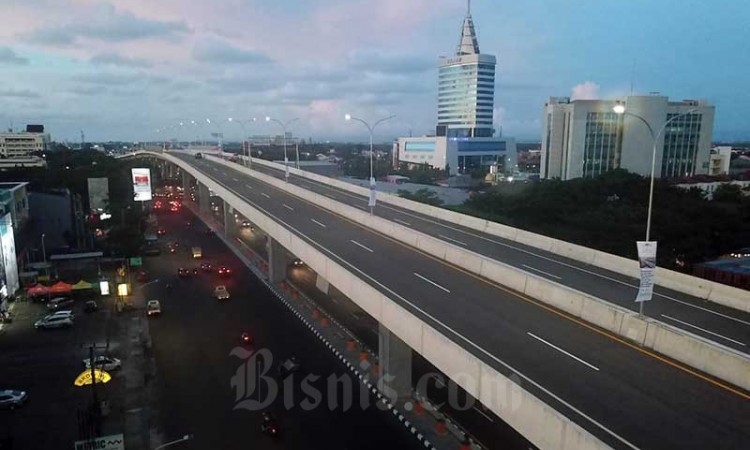 Jalan Layang Tol Pertama di Makassar Resmi Beroperasi