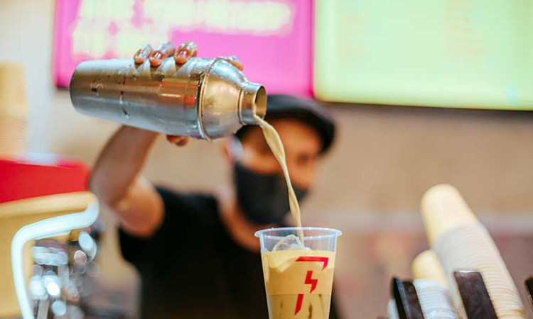 Setelah Membuka 50 Gerai, Flash Coffee Akan Kemballi Membuka 300 Gerai Baru di Sejumlah Negara di Asia
