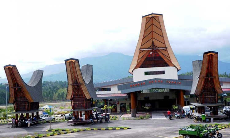 Dongkrak Pariwisata di Toraja, Presiden Joko Widodo Resmikan Bandara Buntu Kunik Toraja
