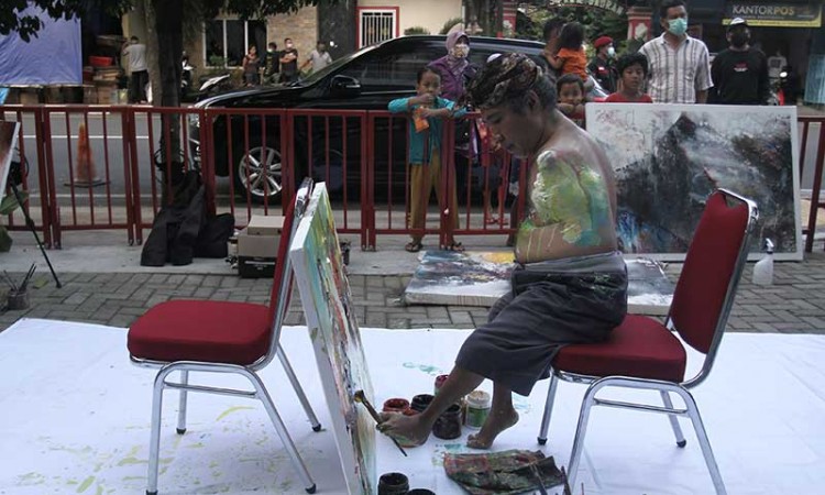 Seniman di Yogyakarta Ajak Masyarakat Isi Waktu Luang Dengan Berkesenian