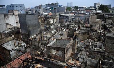 Ribuan Warga Taman Sari Jakarta Barat Terpaksa Mengungsi Akibat Rumah Mereka Hangus Terbakar 