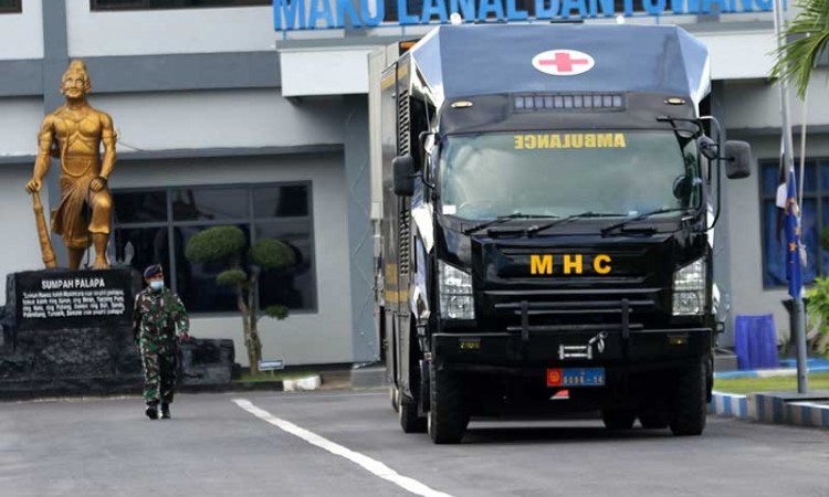 TNI AL Lakukan Operasi Pencarian Kapal Selam KRI Nanggala 402