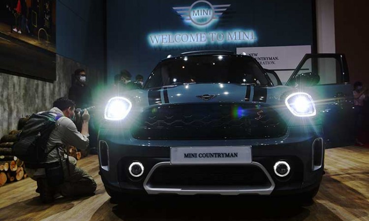 BMW Group Indonesia Luncurkan The New Mini Countryman Pada IIMS Hybrid 2021