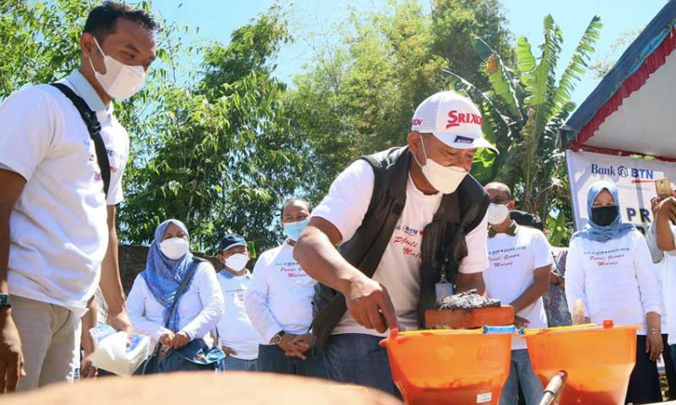 Bank BTN Berikan Bantuan Dalam Bentuk Renovasi Untuk Korban Gempa di Malang