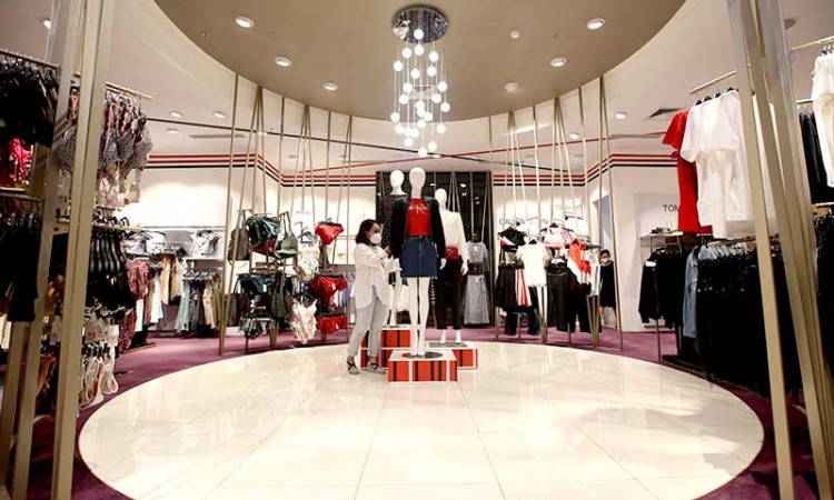 SOGO Hadirkan Red Hot Deals di Lippo Mall Puri 