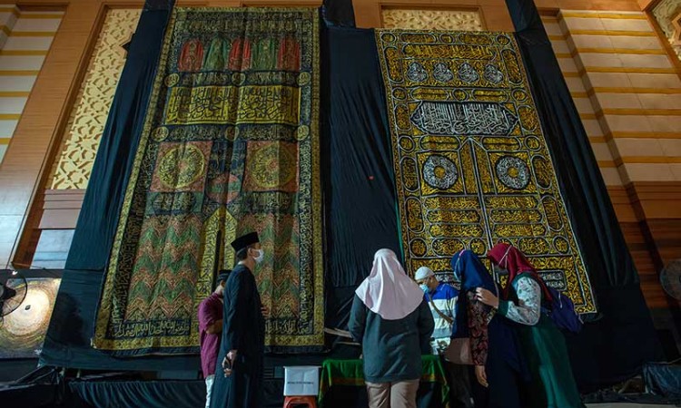 Pameran Artefak Nabi Muhammad SAW di Jakarta Islamic Center Tampilkan 35 Barang Peninggalan Nabi