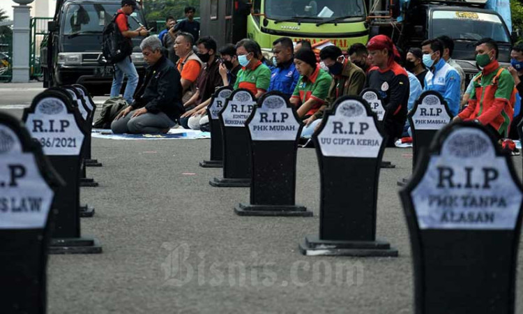 Peringati Hari Buruh, KSPI Gelar Demo Kecil-Kecilan