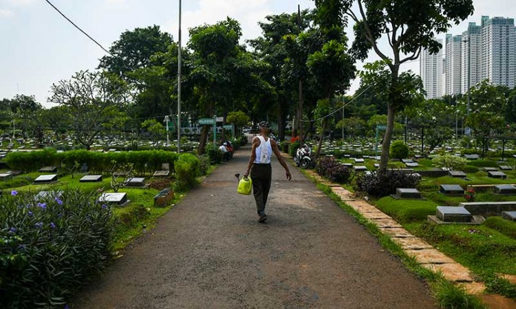 Larang Warga Berziarah, Pemprov DKI Jakarta Tutup Seluruh TPU Hingga 16 Mei 2021