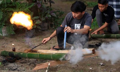 Mainan Meriam Bambu Masih Menjadi Tradisi Pemuda di Sejumlah Daerah Untuk Menyambut Idul Fitri