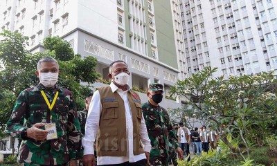 Kepala BNPB Letnan Jenderal TNI Ganip Warsito Tinjau RS Darurat Covid-19 Wisma Atlet