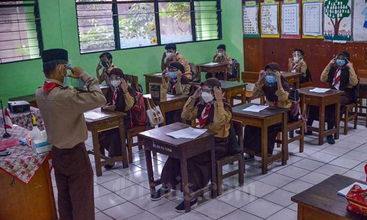 Pemprov DKI Mulai Lakukan Uji Coba Tahap Kedua Sekolah Tatap Muka