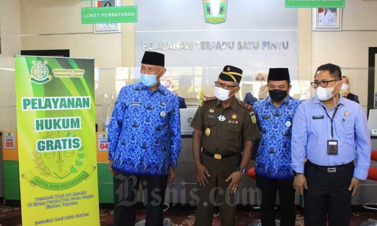 Kejaksaan Tinggi Sumbar Buka Layanan Konsultasi Hukum Gratis