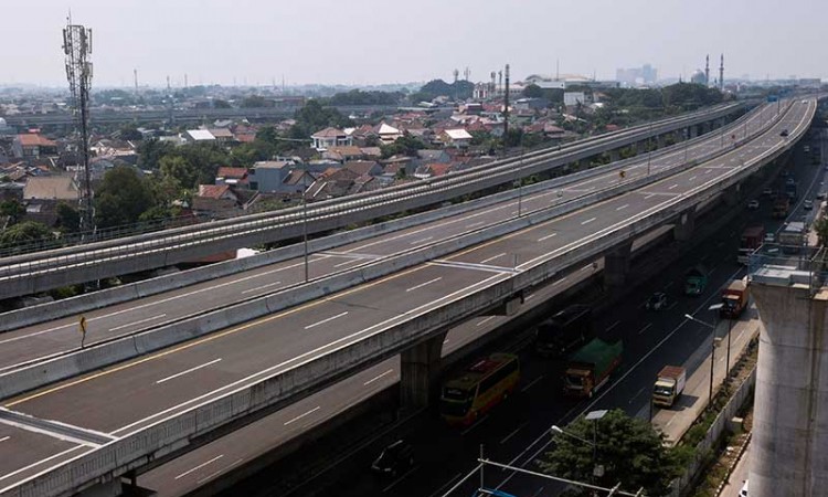 Jalan Tol Layang MBZ Arah Cikampek Ditutup Hingga 22 Juli