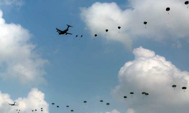 Prajurit gabungan TNI AD dan Tentara Amerika Gelar Latihan Bersama Garuda Shield