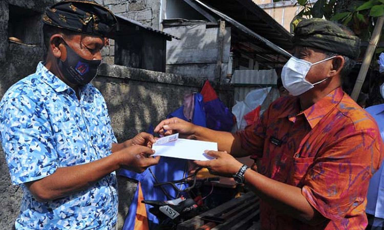 Penyaluran BLT di Bali Dilakukan Secara Langsung Ke Kediaman Warga