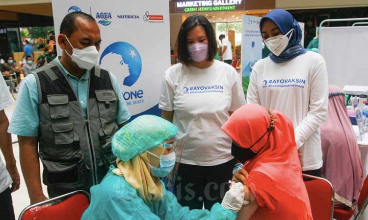 Danone Indonesia Bersama Alfamart dan Green Sedayu Mall Gelar Mini Sebtra Vaksinasi Covid-19