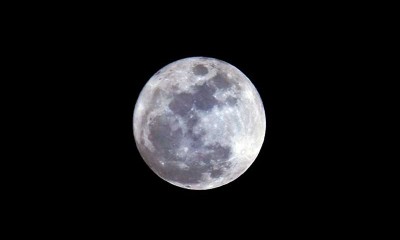 Penampakan Fenomena Blue Moon Atau Bulan Biru