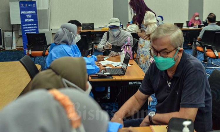 WNA di Indonesia Mulai Jalani Vaksinasi Covid-19 Berbayar