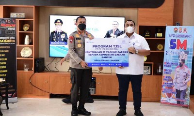 PT PP (Persero) Tbk. Serahkan 25 Unit Vaccine Carrier Kepada Polda Banten